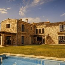 Slider image (2) THE BALANCE Luxury Rehab & Treatment Center